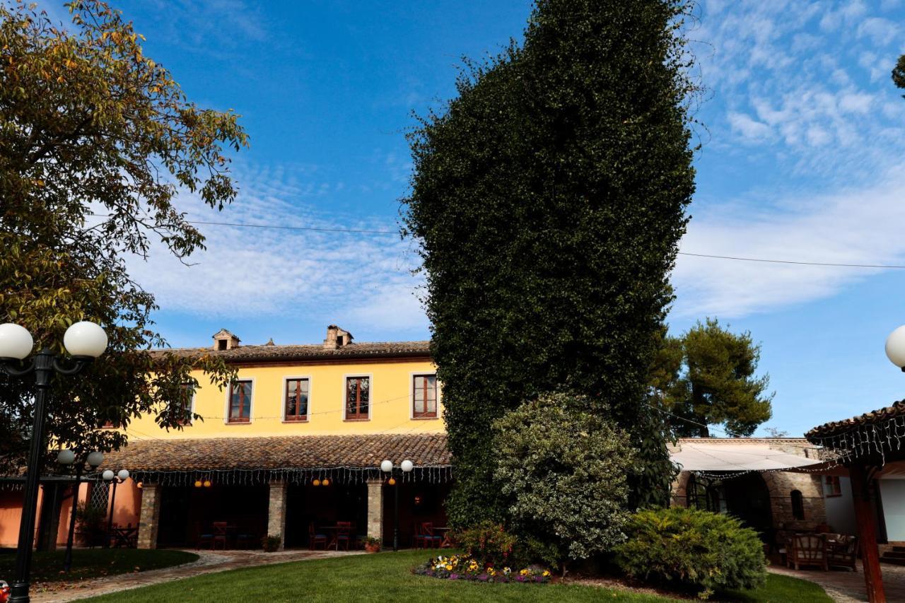 Hotel Corte Dei Tini 테라모 외부 사진