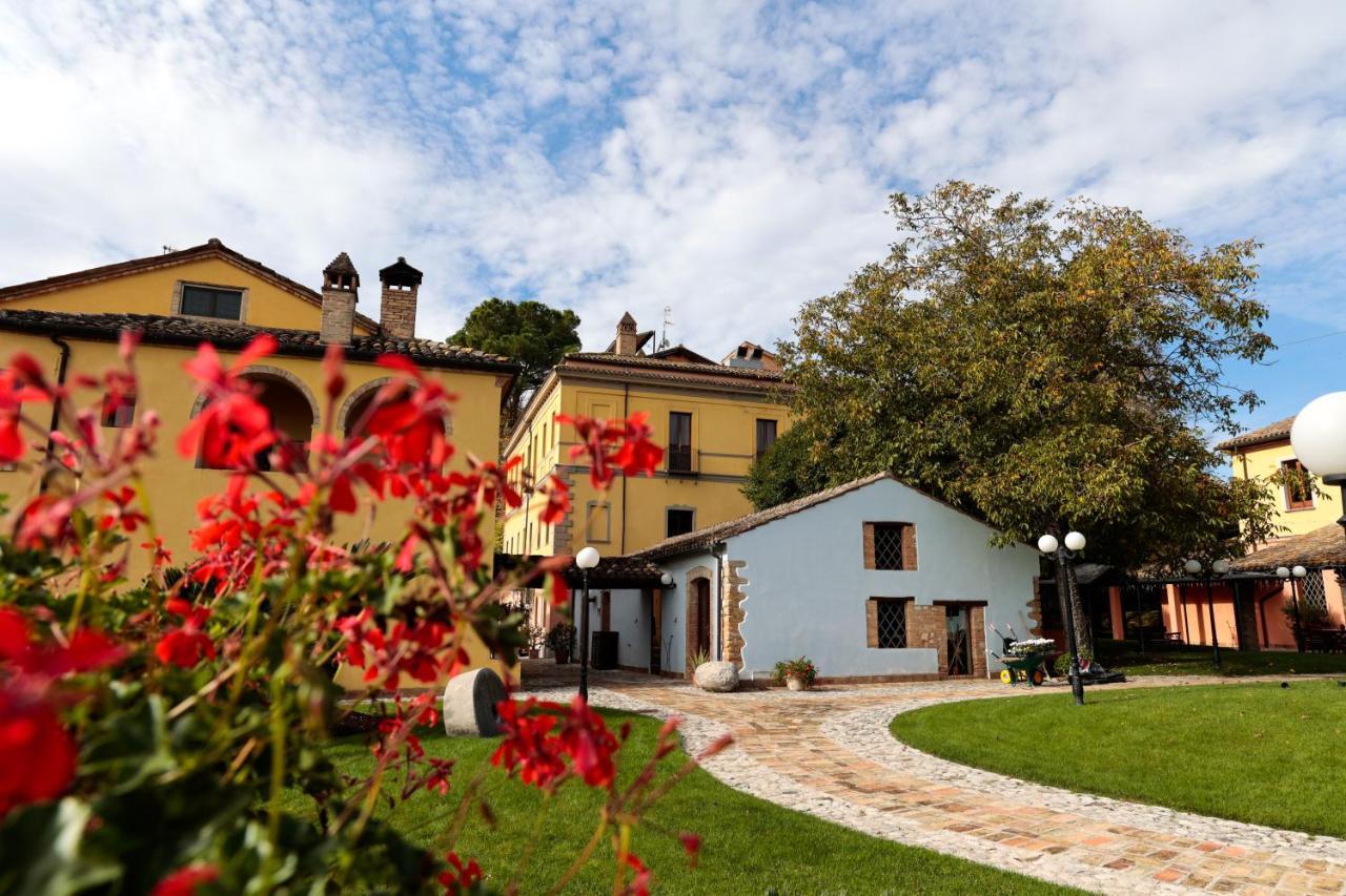 Hotel Corte Dei Tini 테라모 외부 사진